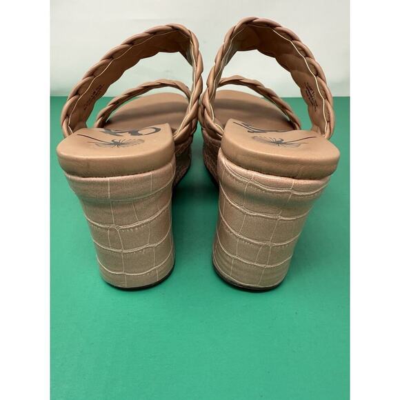 OBT Womens Leather Braided Strappy Slip-On Beige Wedge Sandals Black 9.5 New - Picture 5 of 8